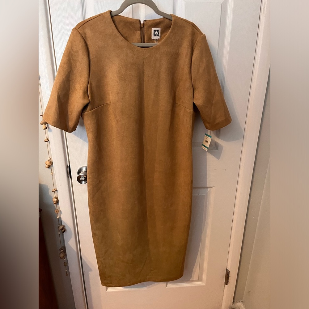 Anne Klein Sheath Dress. Size 16.